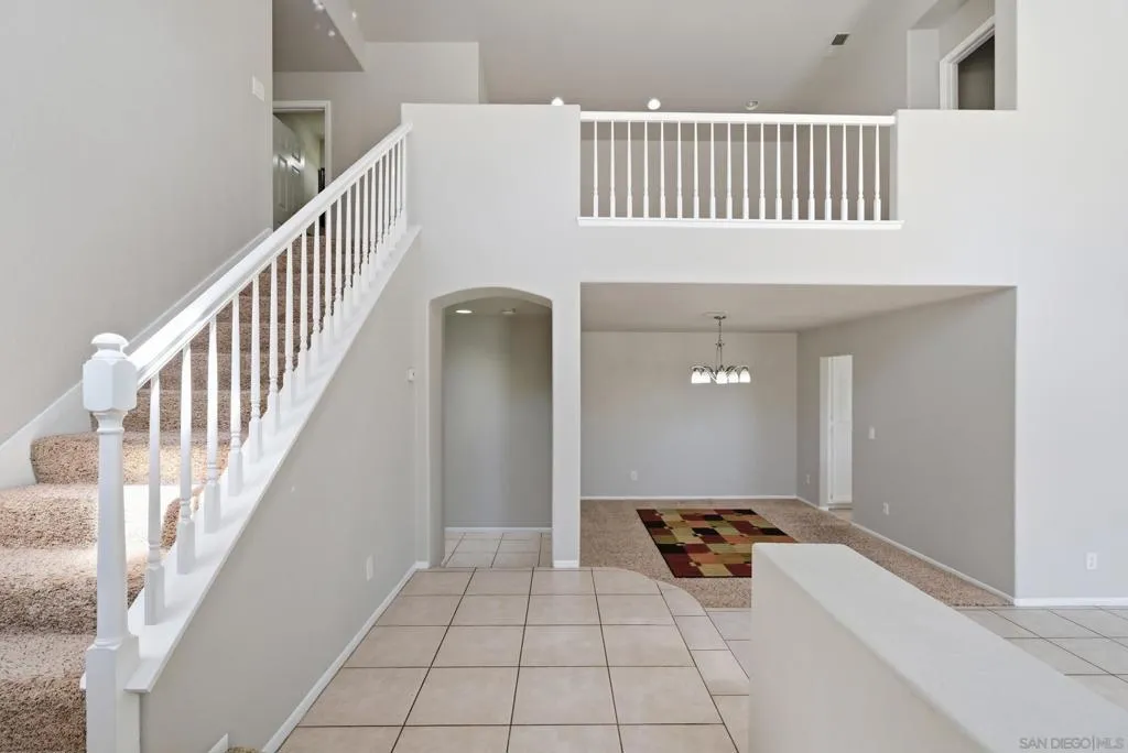 2517 Whispering Palms Loop, Chula Vista, California 91915 home-pic-16