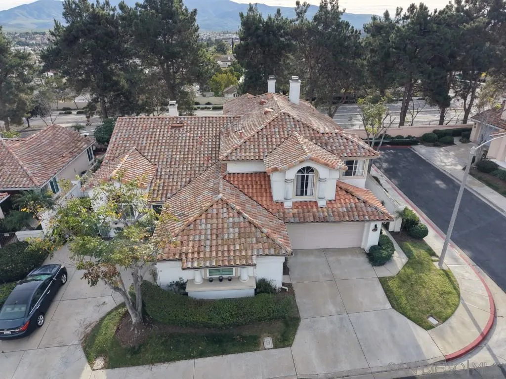 2517 Whispering Palms Loop, Chula Vista, California 91915 home-pic-31