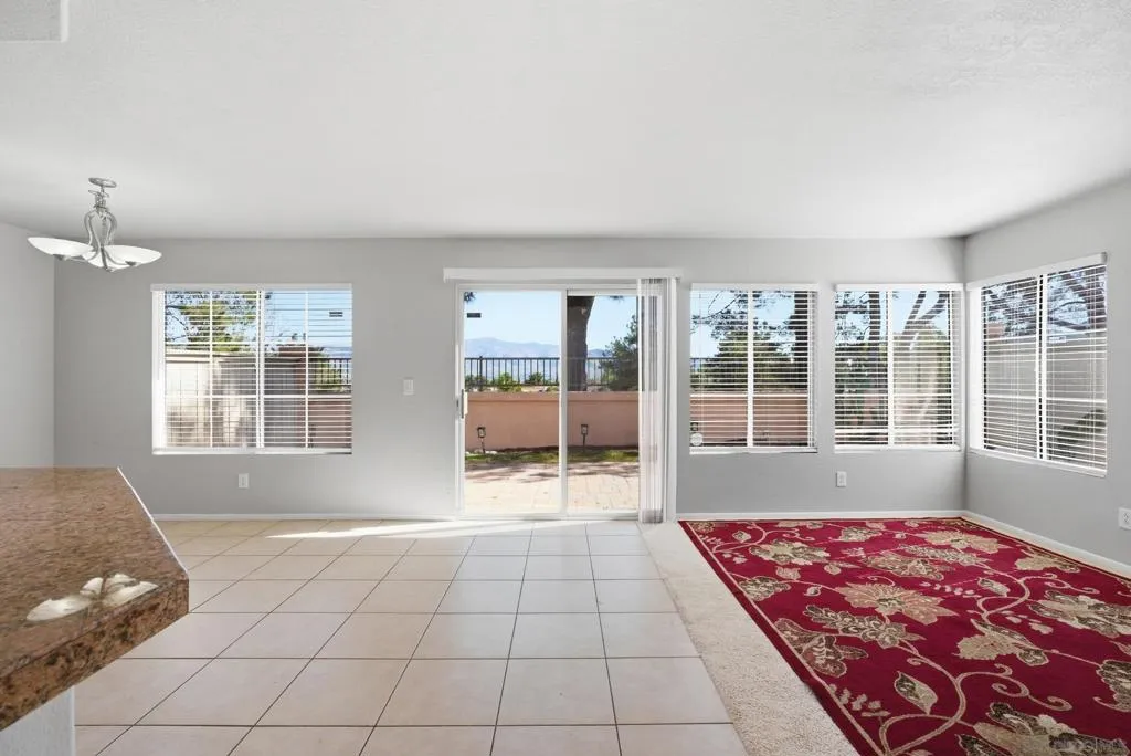 2517 Whispering Palms Loop, Chula Vista, California 91915 home-pic-42