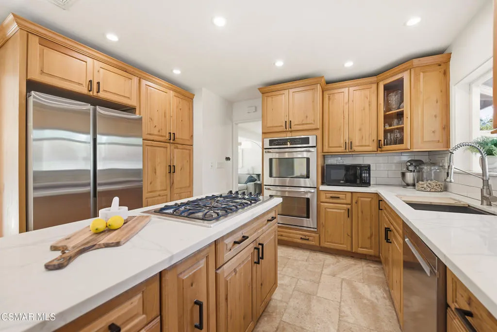 1289 El Monte Drive, Thousand Oaks, California 91362 home-pic-19