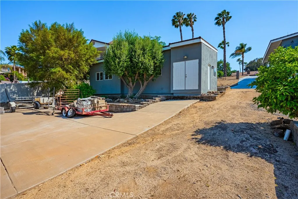 23256 Gray Fox Drive, Canyon Lake, California 92587 home-pic-59