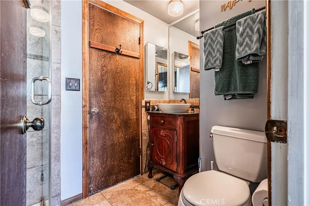 23256 Gray Fox Drive, Canyon Lake, California 92587 home-pic-21