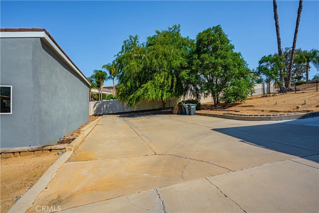 23256 Gray Fox Drive, Canyon Lake, California 92587 home-pic-53