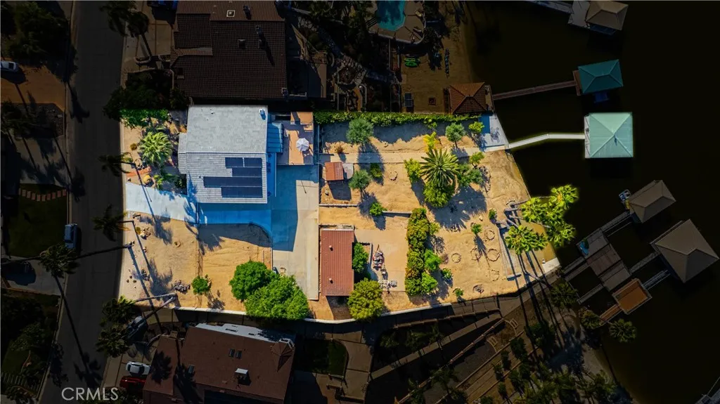 23256 Gray Fox Drive, Canyon Lake, California 92587 home-pic-3
