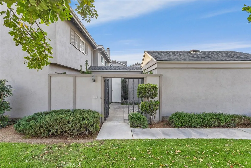 6703 Moselle Circle, Yorba Linda, California 92886 home-pic-14
