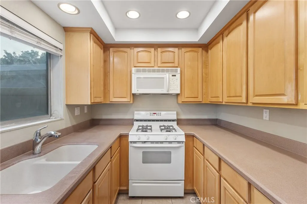 6703 Moselle Circle, Yorba Linda, California 92886 home-pic-17