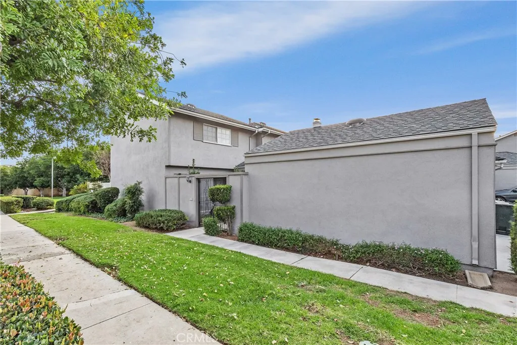 6703 Moselle Circle, Yorba Linda, California 92886 home-pic-12