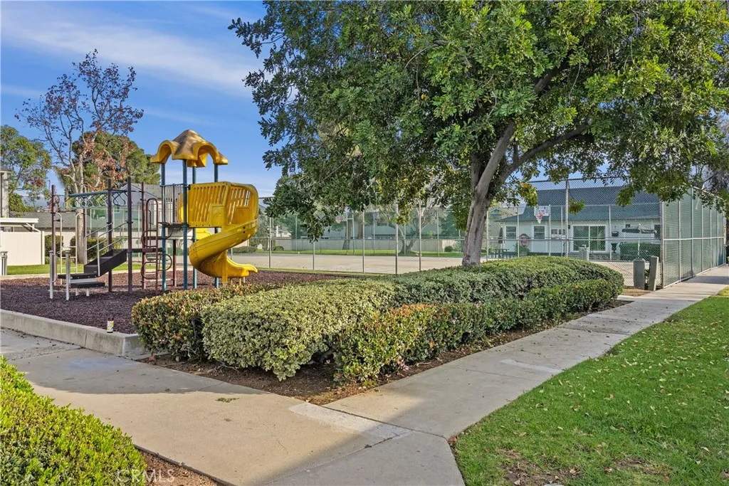 6703 Moselle Circle, Yorba Linda, California 92886 home-pic-9