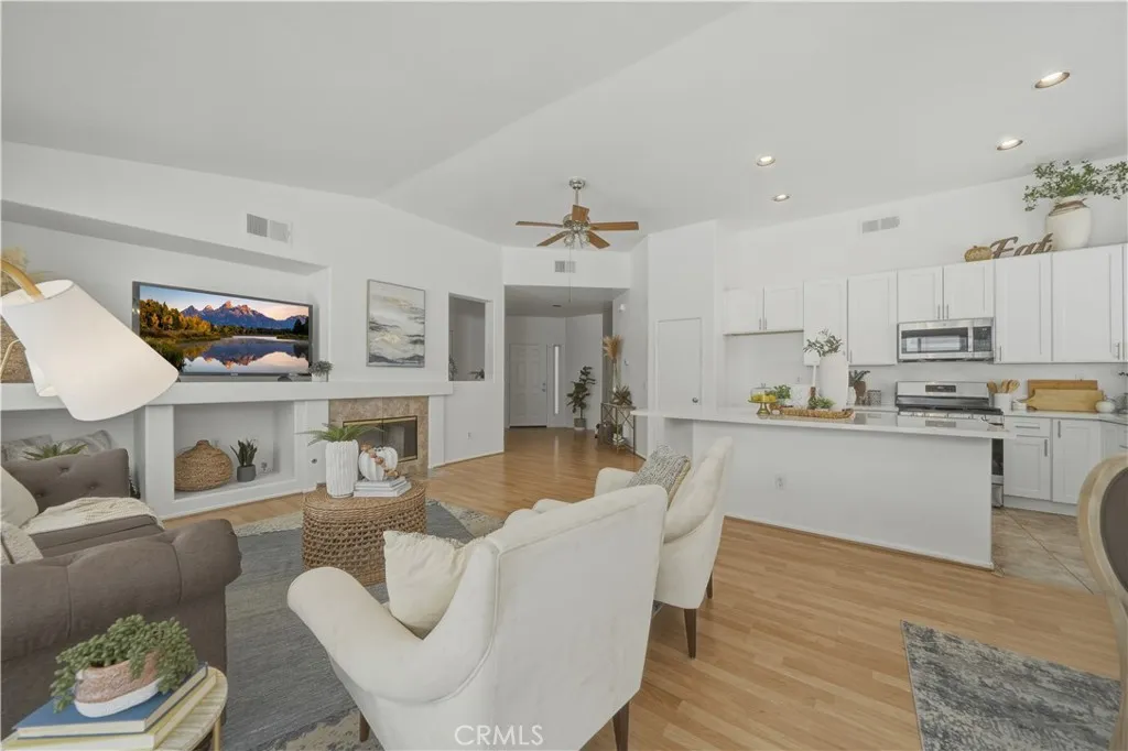 31687 Via San Carlos, Temecula, California 92592 home-pic-13