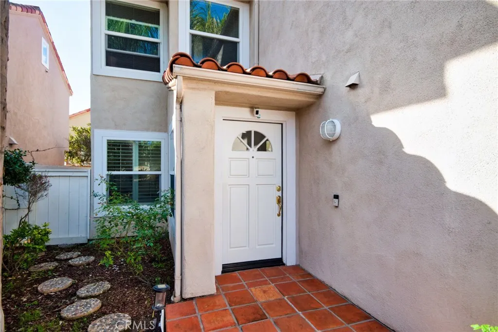 19 Las Cruces, Irvine, California 92614 home-pic-54