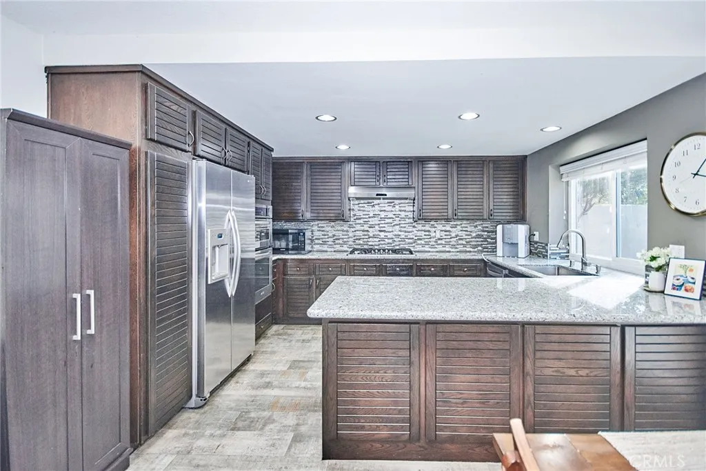 19 Las Cruces, Irvine, California 92614 home-pic-10