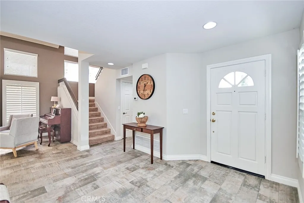 19 Las Cruces, Irvine, California 92614 home-pic-43