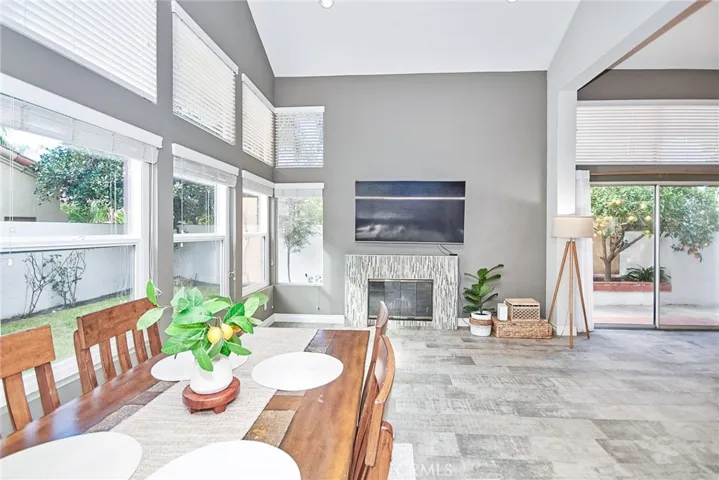 19 Las Cruces, Irvine, California 92614