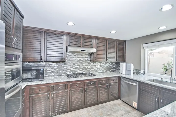 19 Las Cruces, Irvine, California 92614