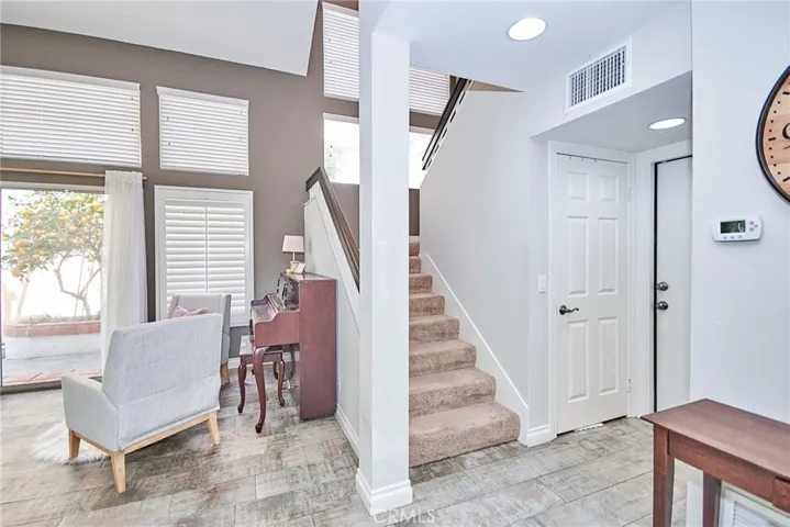 19 Las Cruces, Irvine, California 92614