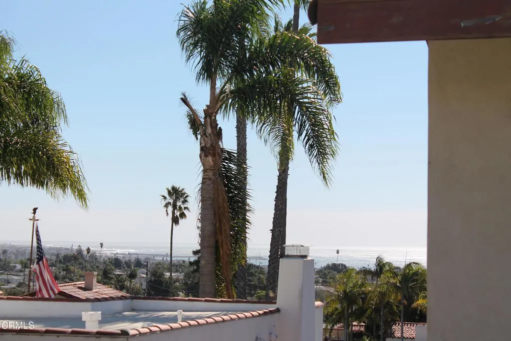 1693 Poli Street, Ventura, California 93001 home-pic-25