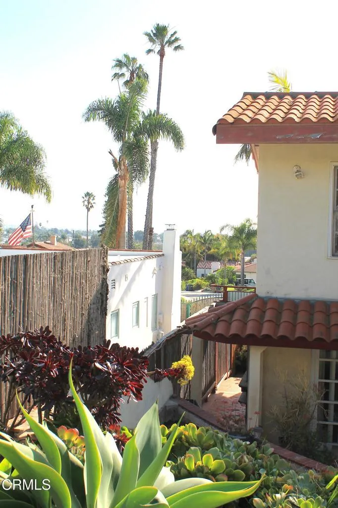 1693 Poli Street, Ventura, California 93001 home-pic-31