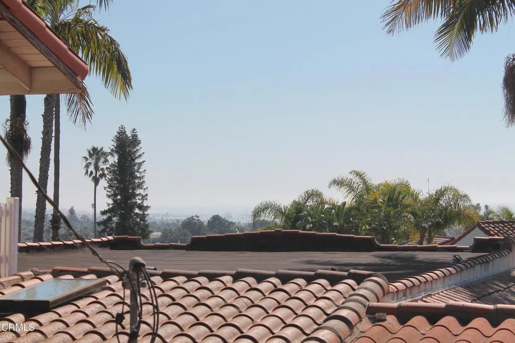 1693 Poli Street, Ventura, California 93001 home-pic-23
