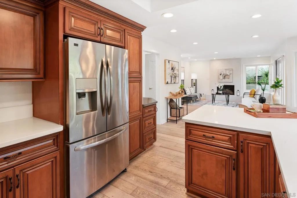 4246 Cordobes Cv, San Diego, California 92130 home-pic-16
