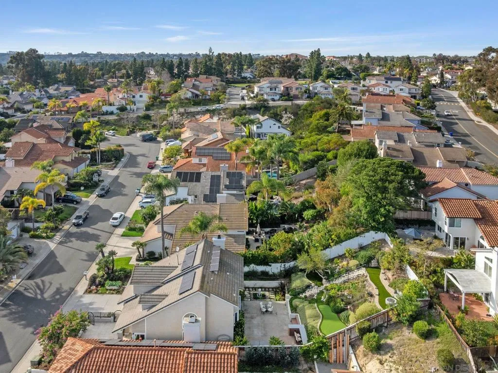 4246 Cordobes Cv, San Diego, California 92130 home-pic-37