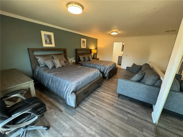 2 story - no neighbors above or below. Huge 1 bedroom, 1.5 bath with upgrades, Refrigerator, Washer/Dryer/Microwave included.  Attached fenced cover patio and balcony.  1 car garage and street parking.