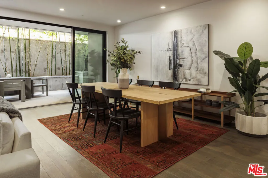 gallery-image 4