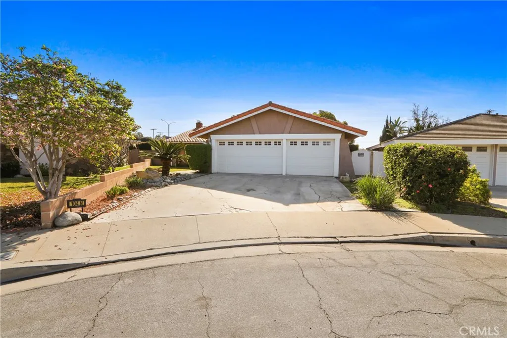 104 N Mangrove Avenue, Covina, California 91724 home-pic-4