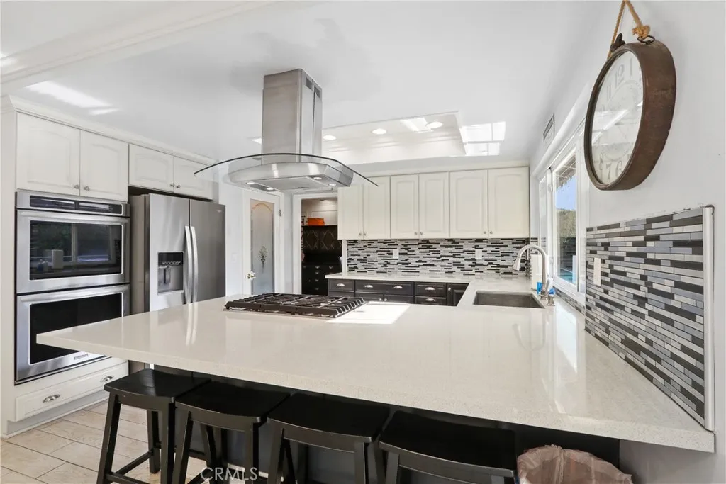 104 N Mangrove Avenue, Covina, California 91724 home-pic-11
