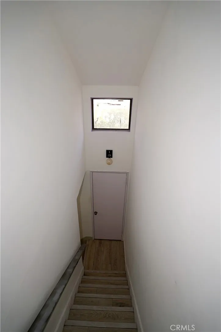 18954 Sherman Way 3, Reseda, California 91335 home-pic-42