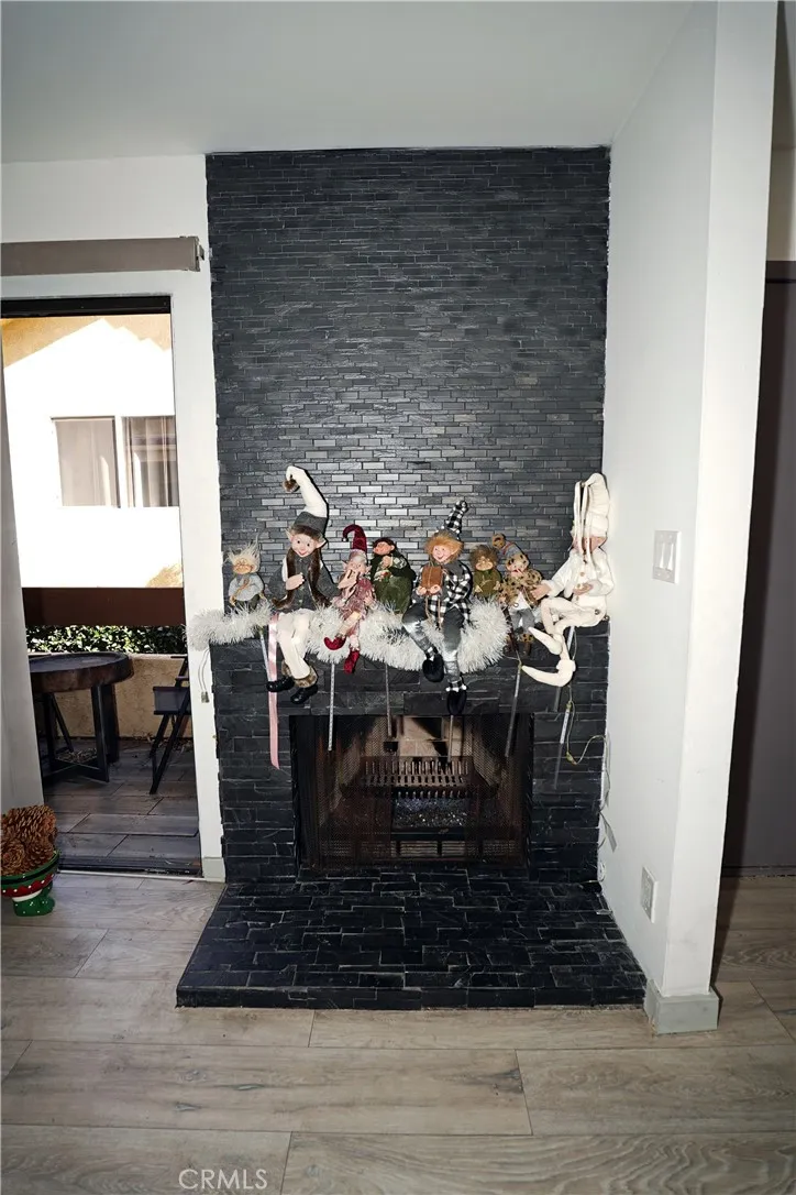 18954 Sherman Way 3, Reseda, California 91335 home-pic-6