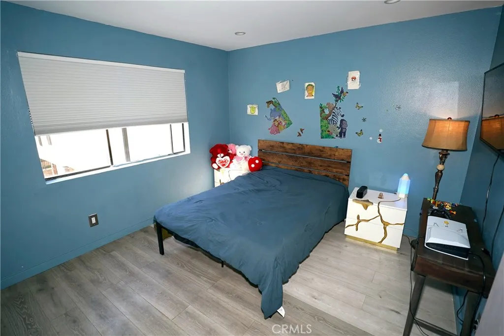 18954 Sherman Way 3, Reseda, California 91335 home-pic-33