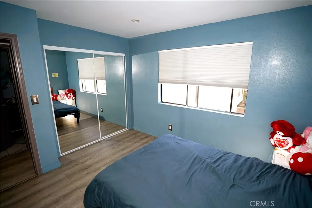 18954 Sherman Way 3, Reseda, California 91335 home-pic-35