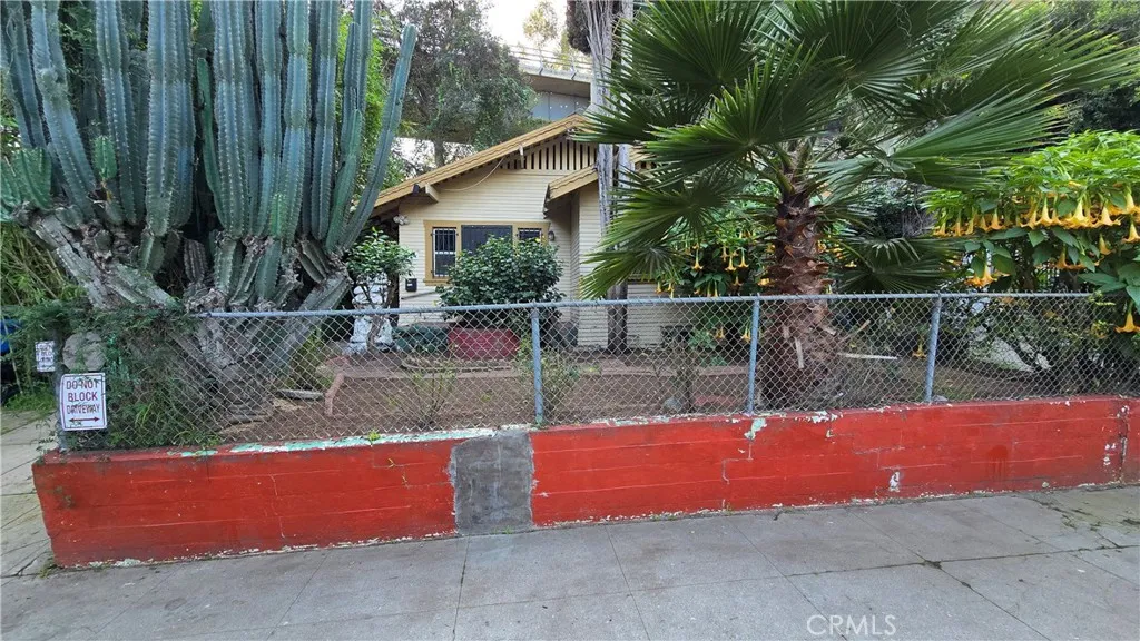 6234 Bertha, Los Angeles, California 90042 home-pic-1