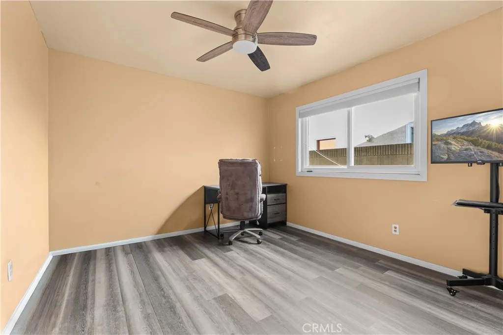 12208 Bombardier Avenue, Norwalk, California 90650 home-pic-18