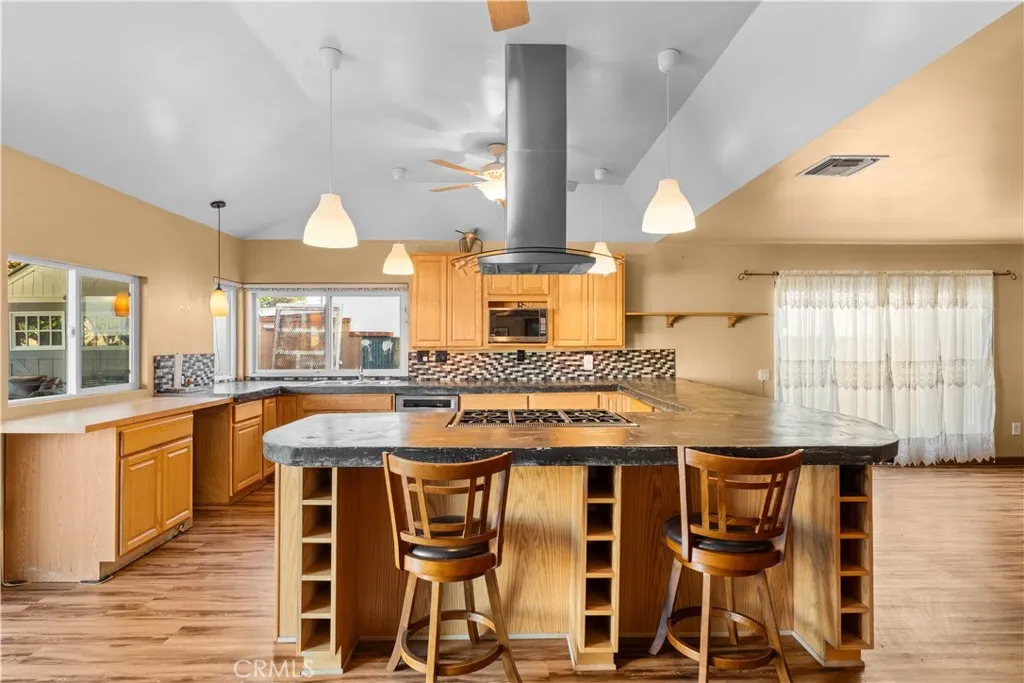 12208 Bombardier Avenue, Norwalk, California 90650 home-pic-13
