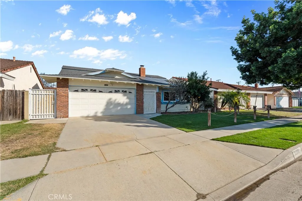 12208 Bombardier Avenue, Norwalk, California 90650 home-pic-2