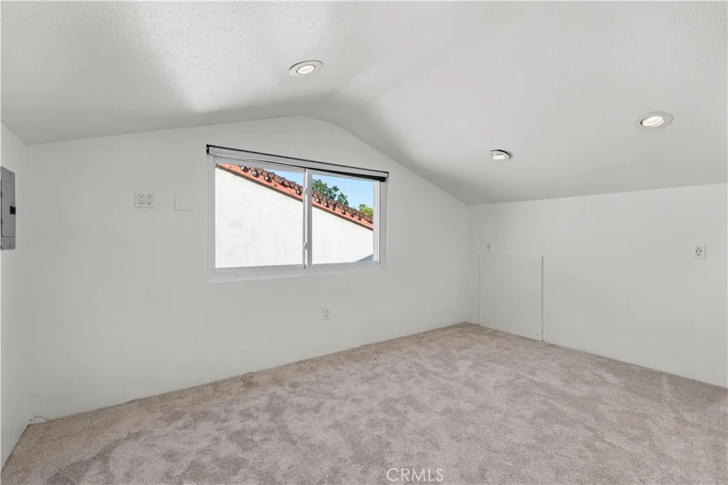 12208 Bombardier Avenue, Norwalk, California 90650 home-pic-24