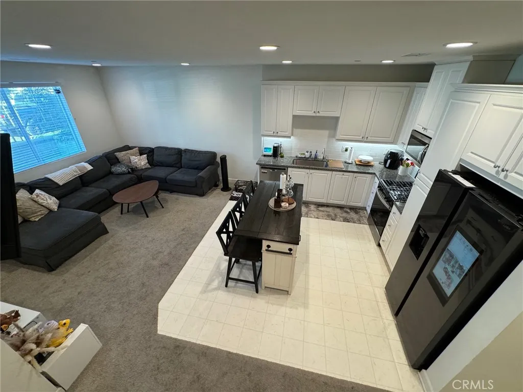 3652 E Moonlight Street, Ontario, California 91761 home-pic-14