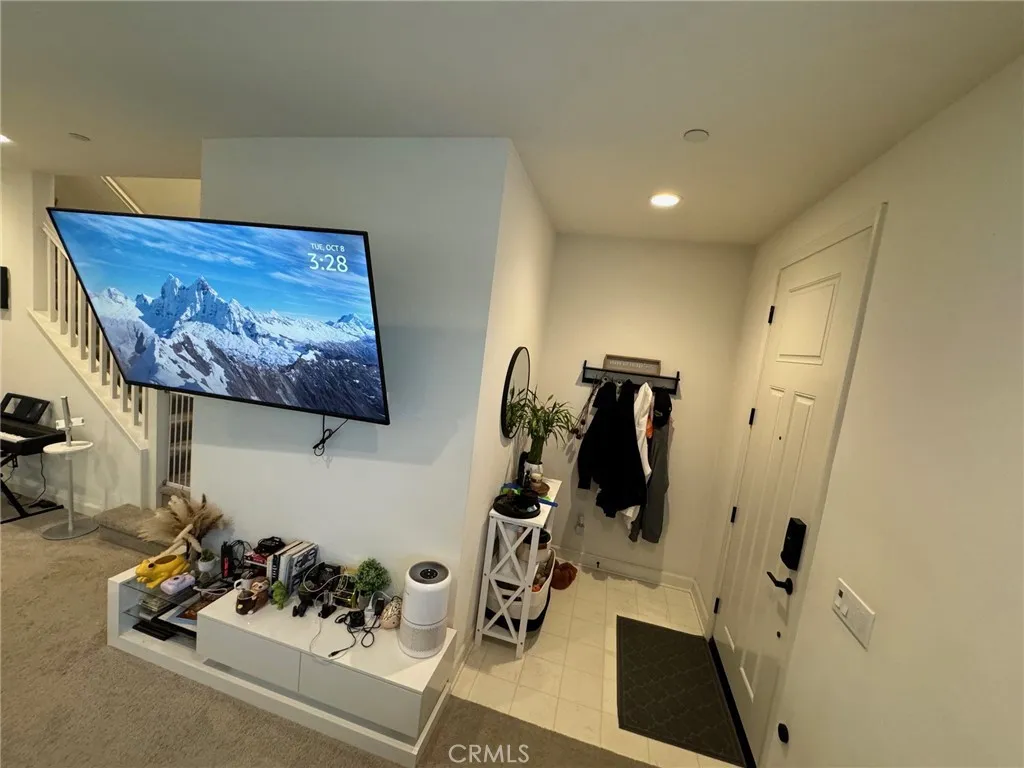 3652 E Moonlight Street, Ontario, California 91761 home-pic-9