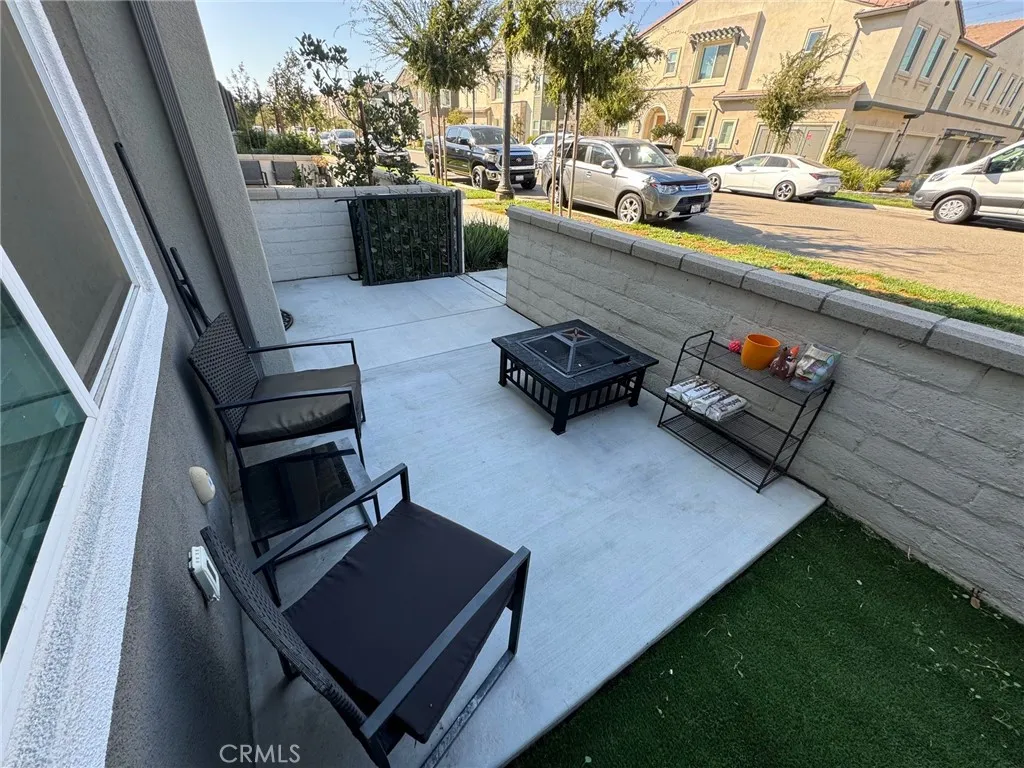 3652 E Moonlight Street, Ontario, California 91761 home-pic-3