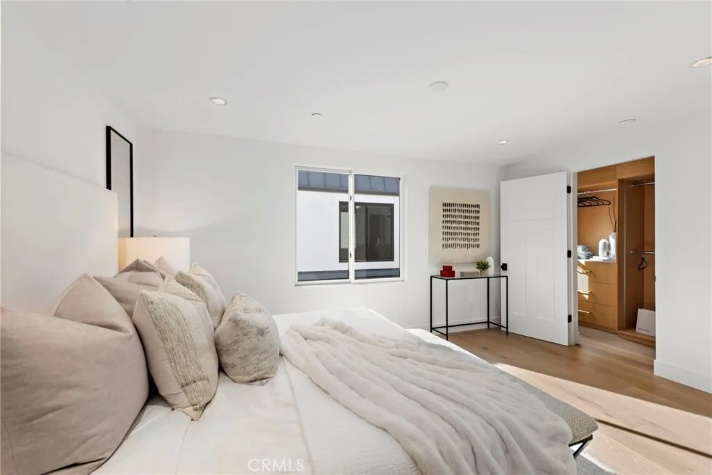 20462 Santa Ana Ave F, Newport Beach, California 92660 home-pic-15