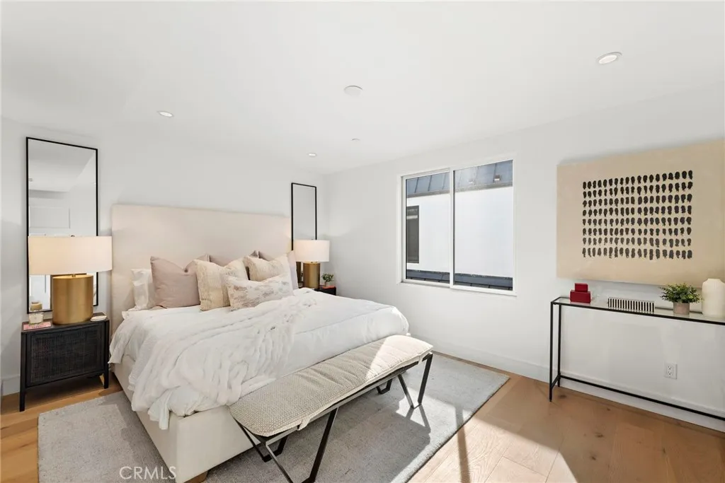 20462 Santa Ana Ave F, Newport Beach, California 92660 home-pic-14