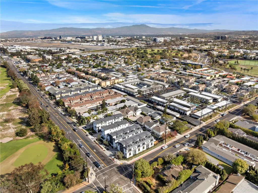 20462 Santa Ana Ave F, Newport Beach, California 92660 home-pic-28