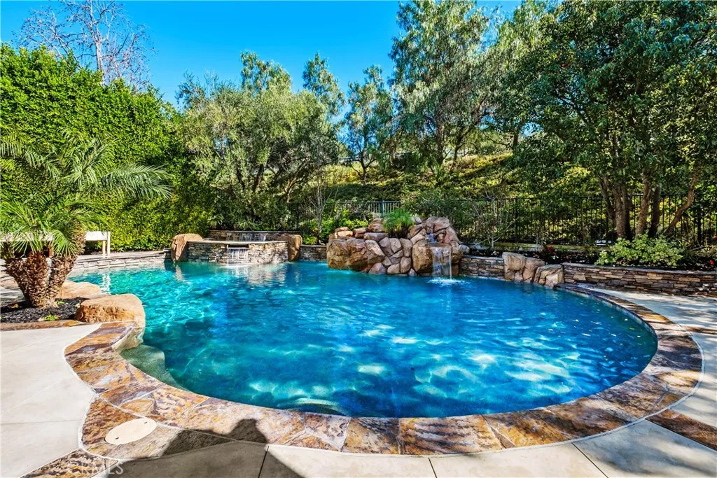 16 Marble Creek, Coto De Caza, California 92679 home-pic-57
