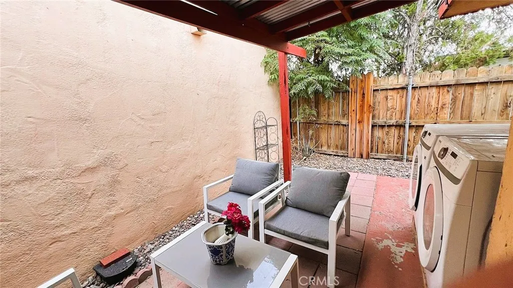 583 S Calle Abronia, Palm Springs, California 92264 home-pic-33