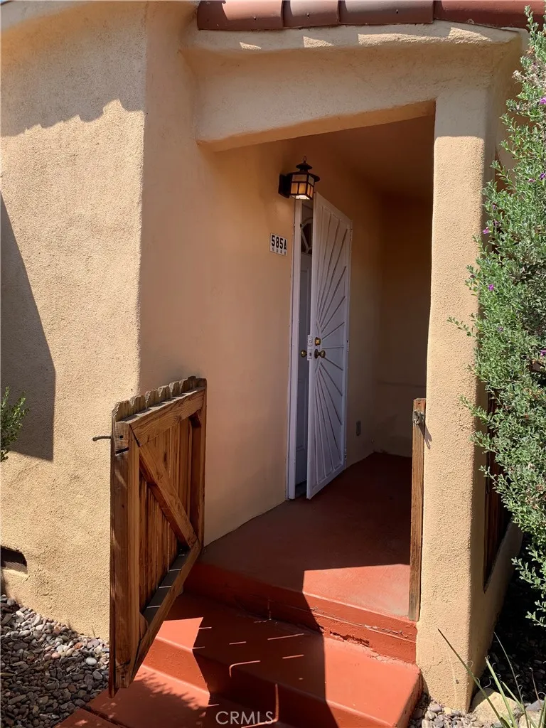 583 S Calle Abronia, Palm Springs, California 92264 home-pic-19