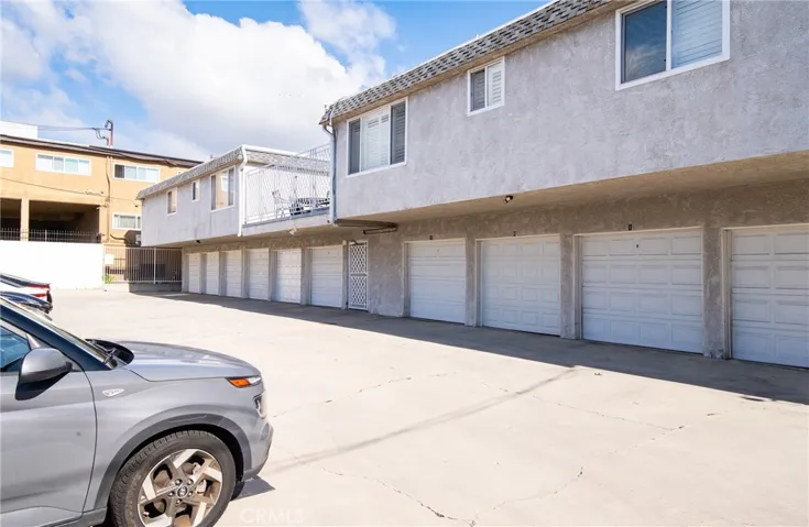 1725 Loma Avenue 18, Long Beach, California 90804