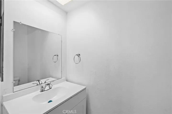 3rd bedroom bath