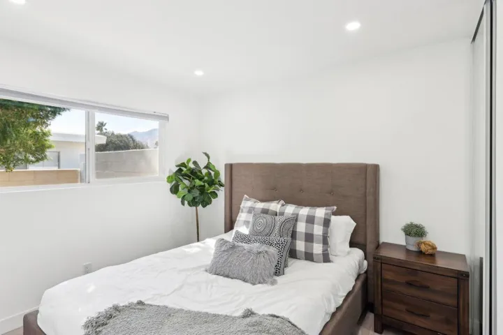 23-web-or-mls-N Chuperosa Rd-023
