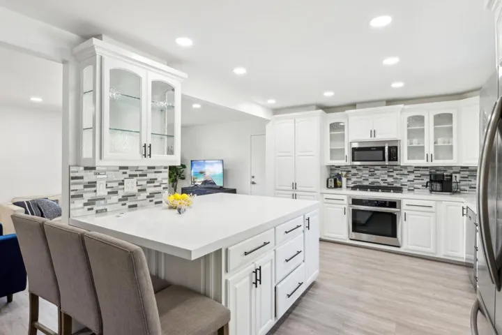 12-web-or-mls-N Chuperosa Rd-012